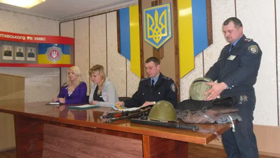 Дитяча міліція продовжує співпрацювати з державними органами влади — фото 3