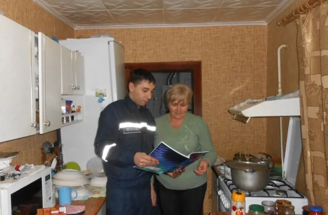 Рятувальники роз’яснили громадянам правила пожежної безпеки в побуті — фото 1