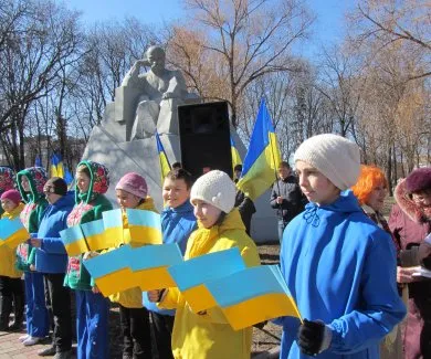 Полтавці вшанували 200-річчя Великого Кобзаря (Фоторепортаж) + (Відео) — фото 2