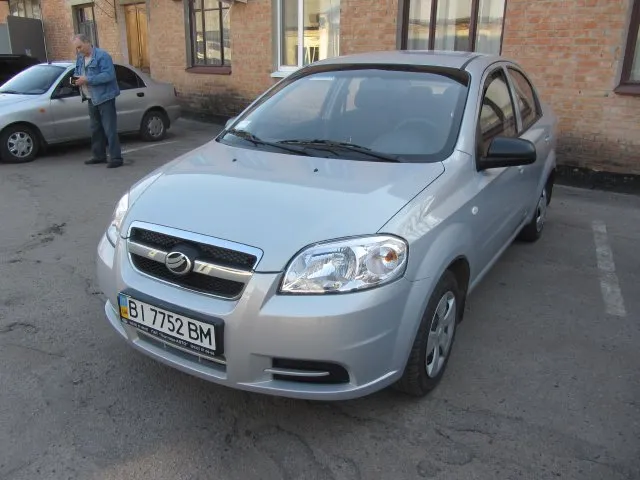 28 автомобілів налічує автопарк КАТП Полтавської обласної ради «Автобаза облвиконкому» (Фоторепортаж) — фото 1