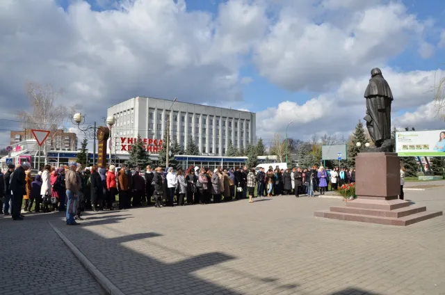 На Полтавщині відзначили 205-ту річницю з дня народження Миколи Гоголя (Фото) — фото 2