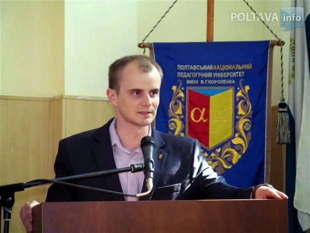 У Полтаві перед Великодніми святами провели майстер-клас із розпису писанок — фото 1
