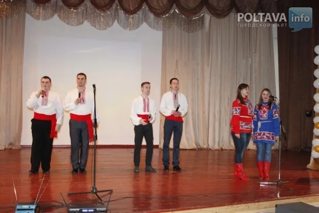 В Полтавському університеті економіки і торгівлі проходив обласний міжвузівський мистецький фестиваль – конкурс «Студентська весна – 2014» (Фоторепортаж) — фото 5