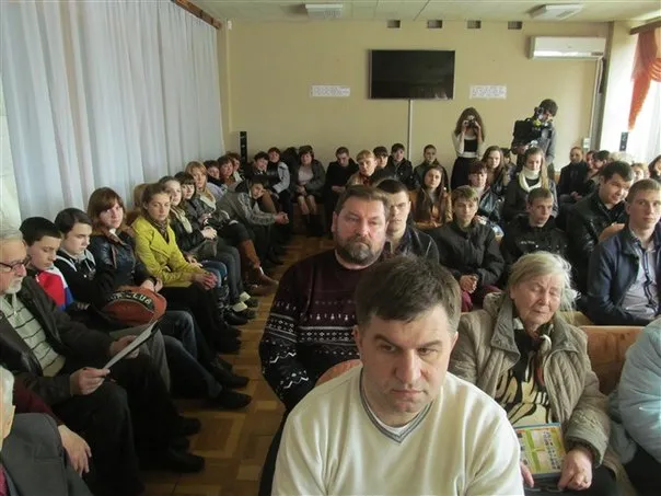 У Полтавській бібліотеці презентували книгу-путівник «Полтава у долі і творчості Тараса Шевченка» (Фоторепортаж) — фото 6
