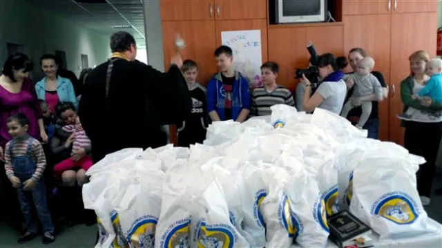 Благодійна акція «Великдень» для дітей-пацієнтів Полтавської лікарні (Фото) — фото 3