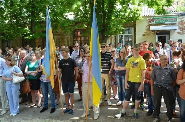 У Полтаві урочисто відзначили 135-річчя від дня народження Симона Петлюри (Фото) — фото 1