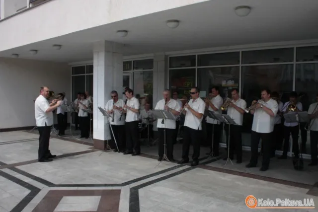 Окрім грамот та відзнак, медикам подарували премії, квартири та концерт Олександра Малініна (Фото) + (Відео) — фото 4