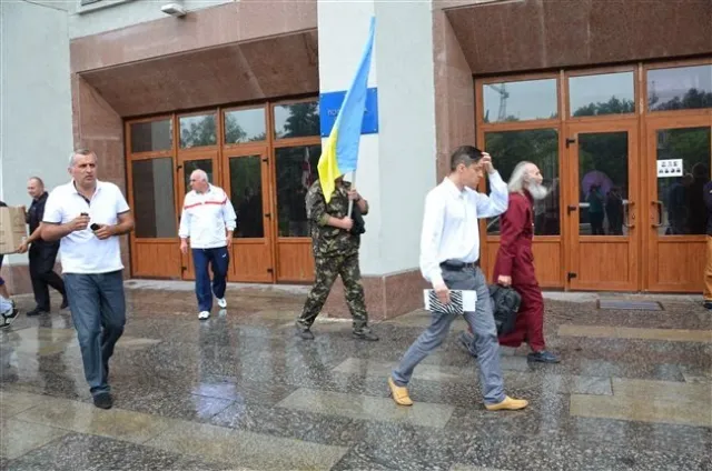 Представники національних меншин Полтавщини передали гуманітарну допомогу для української армії (Фоторепортаж) — фото 5