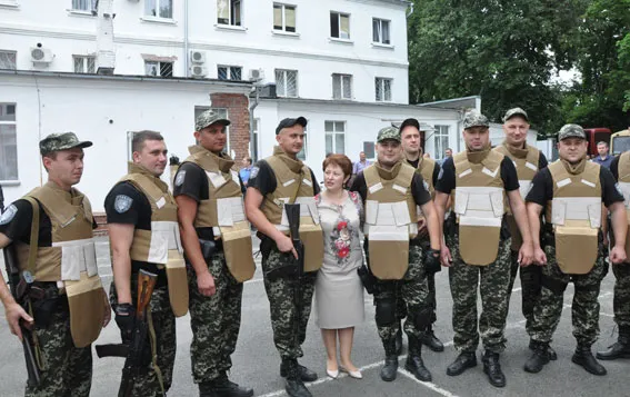 Понад 100 полтавських правоохоронців вирушили в зону АТО на виконання своїх службових обовязків (Фото) — фото 3