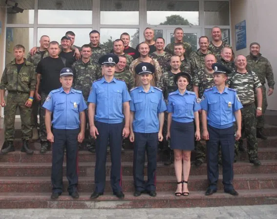Тридцять полтавських даішників, які протягом місяця несли службу у зоні АТО, повернулися додому (Фото) — фото 4