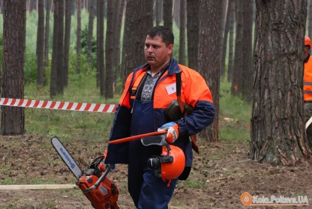 На Полтавщині відбулися обласні змагання вальників лісу (Фоторепортаж) — фото 3