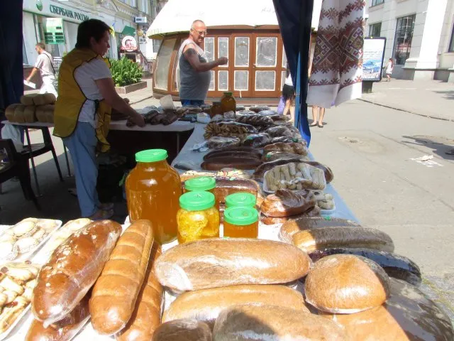 Полтавці святкують маковія та проводжають літо (Фоторепортаж) — фото 4