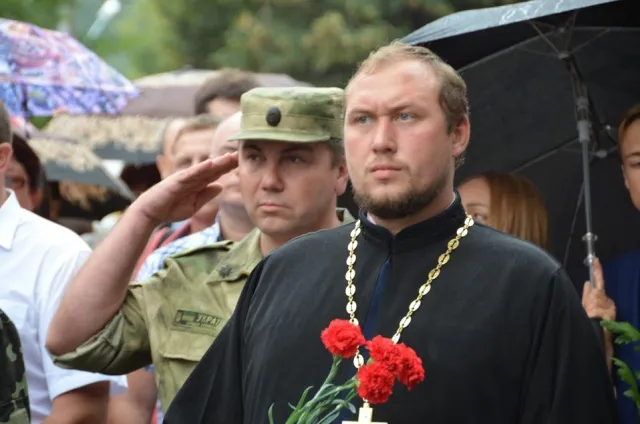 В Полтаві відбулося урочисте покладання квітів до пам’ятника Т. Г. Шевченку (Фоторепортаж) + (Відео) — фото 6