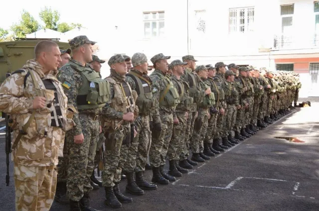 Сьогодні черговий спецпідрозділ полтавської міліції поїхав на Схід (Фоторепортаж) — фото 8