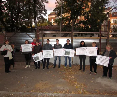 У Полтаві знесли паркан на Жовтневій, щоб припинити будівництво (Фото) + (Відео) — фото 2