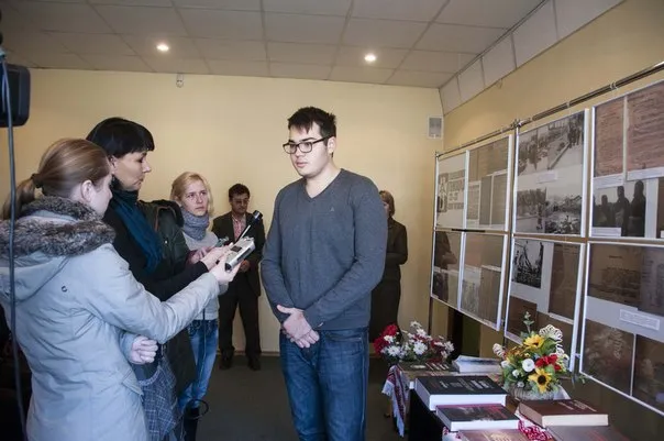 У Полтаві відкрили документальну виставку «Голодомор 1932-1933 років на Полтавщині» (Фоторепортаж) — фото 4