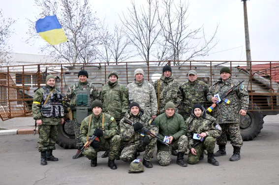 Полтавські міліціонери відвідали колег у зоні АТО (Фоторепортаж) — фото 7