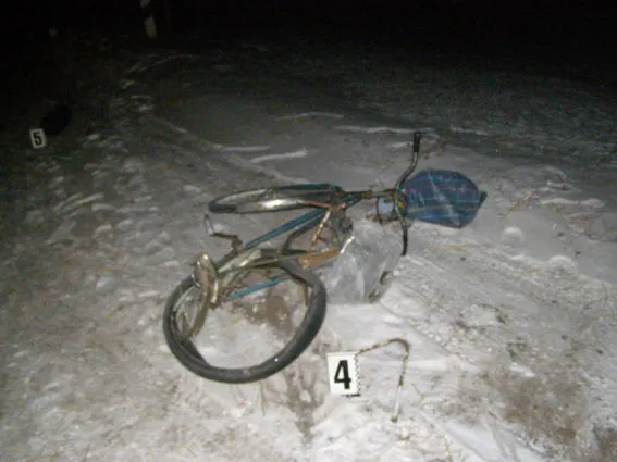 На Полтавщині знайшли водія, який насмерть збив велосипедиста і зник з місця ДТП (Фото) — фото 1