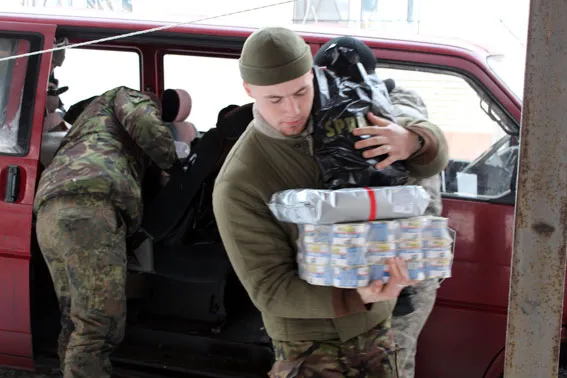 Командир спецбатальйону «Полтава» відвідав бійців у зоні АТО (Фото) — фото 2