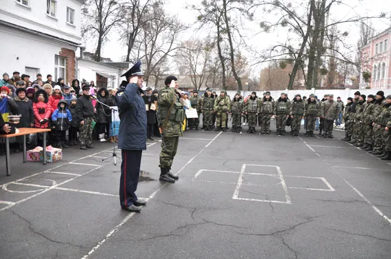На Схід вирушили бійці батальйону «Полтава» (Фоторепортаж) — фото 2