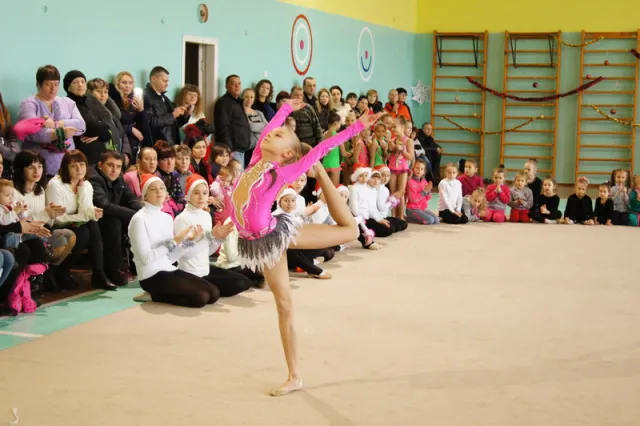 Спортивній малечі - подаруночки від Діда Мороза (Фото) — фото 3