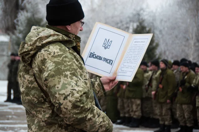 Полтавські військові зв’язківці прийняли присягу на вірність Україні (Фото) — фото 2