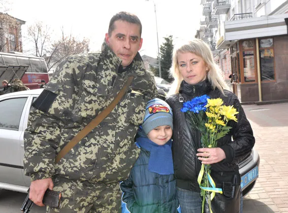 Полтавські правоохоронці повернулися із зони АТО (фоторепортаж) + (відео) — фото 4