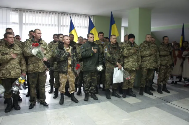 Ще 57 учасників АТО повернулися додому (фото) — фото 5