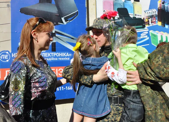 Полтавські правоохоронці повернулися із зони АТО (фоторепортаж) — фото 5