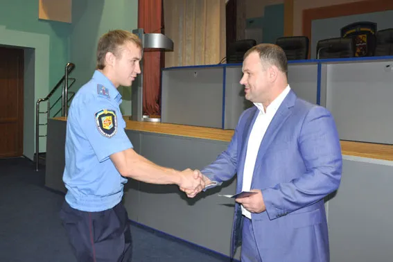 У Полтаві 127 правоохоронців отримали посвідчення учасників бойових дій (фото) — фото 5